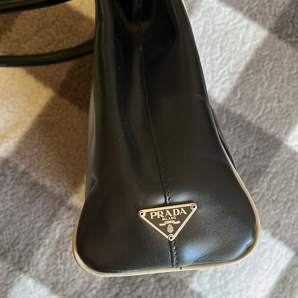 Vintage Prada bowling bag purse - Picture 5 of 5